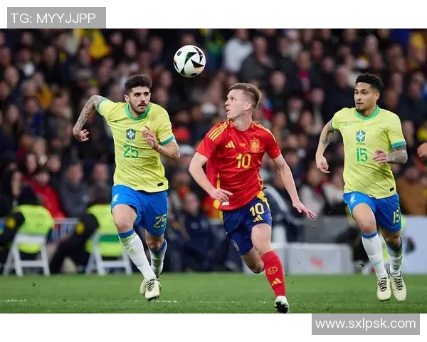 里斯本主场迎战阿斯塔纳全力争胜展现球队实力与战术风格 里斯本主场迎战阿斯塔纳全力争胜展现球队实力与战术风格