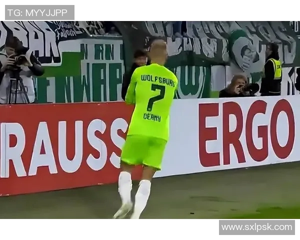 力物普与拜仁激战正酣直播盛况全程回顾与精彩瞬间分析 力物普与拜仁激战正酣直播盛况全程回顾与精彩瞬间分析