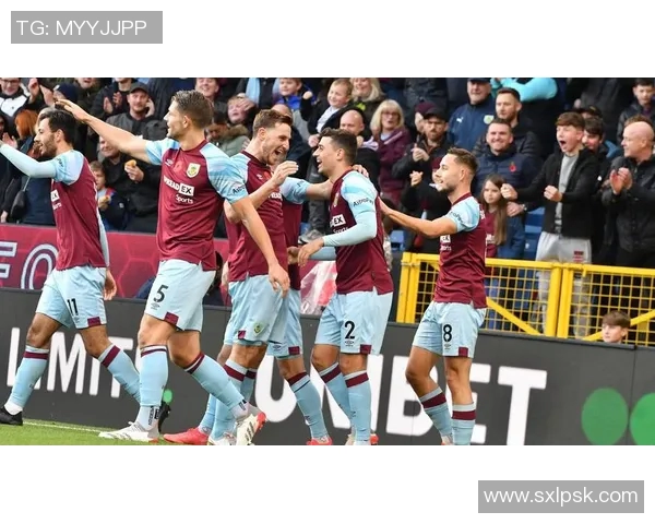 加的夫城与狼队激战正酣谁能在英超赛场中笑到最后