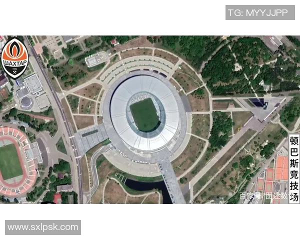 士j亭与奥林比亚高斯的精彩对决揭示足球战术与团队合作的魅力